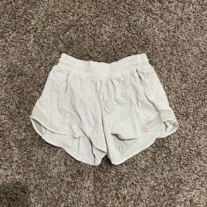 lululemon hotty hot shorts
